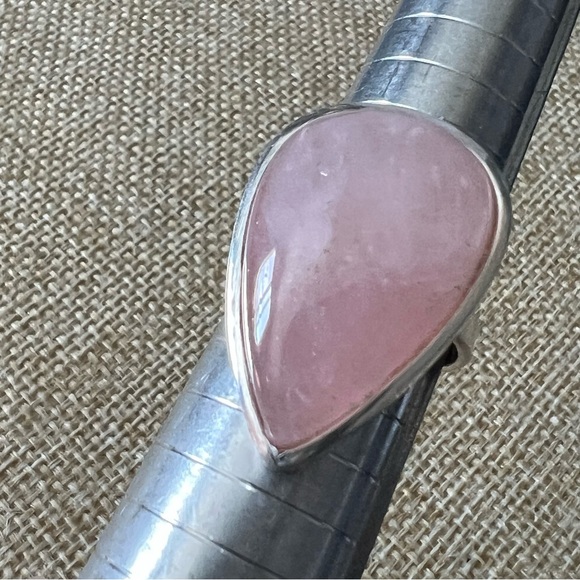New Rose Quartz Crystal Stone Teardrop Sterling Silver Overlay Ring Size 8.25 - Picture 4 of 9